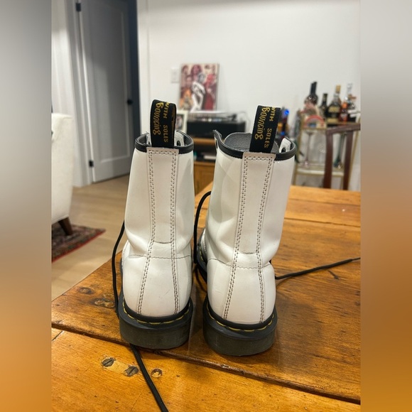 Doc Martens - “ 1460 Glossy Leather” size 41 - Picture 6 of 7